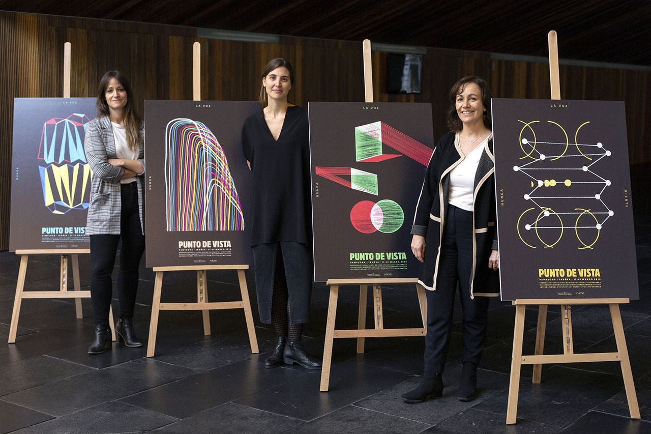 Teresa Morales de Álava y Garbiñe Ortega directoras del festival y Ana Herrera, consejera de Cultura