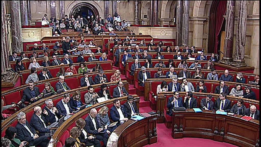 Kataluniako Parlamentuak irailaren 6an onartu zuen legea. Argazkia: EiTB. Kataluniako Parlamentuak irailaren 6an onartu zuen legea. Argazkia: EiTB.