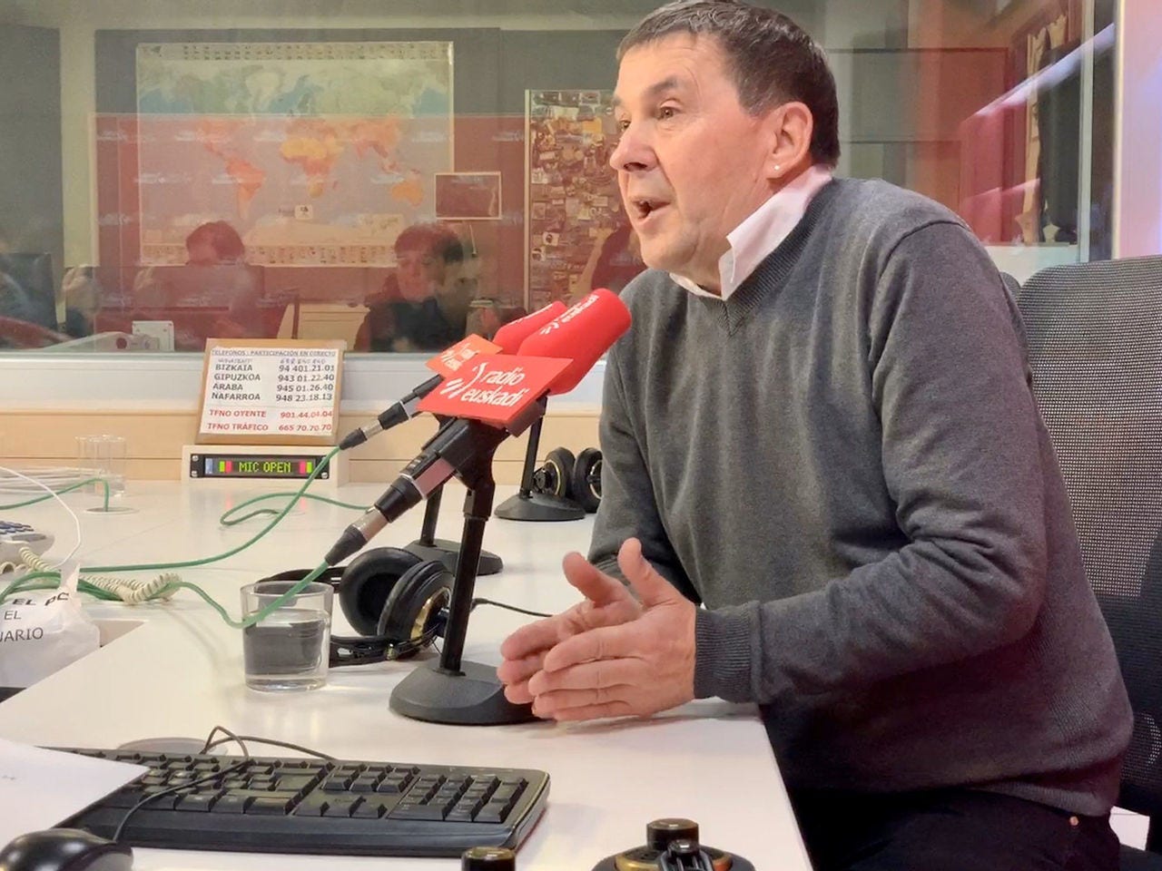 Arnaldo Otegiren elkarrizketa. Argazkia: Radio Euskadi Arnaldo Otegi