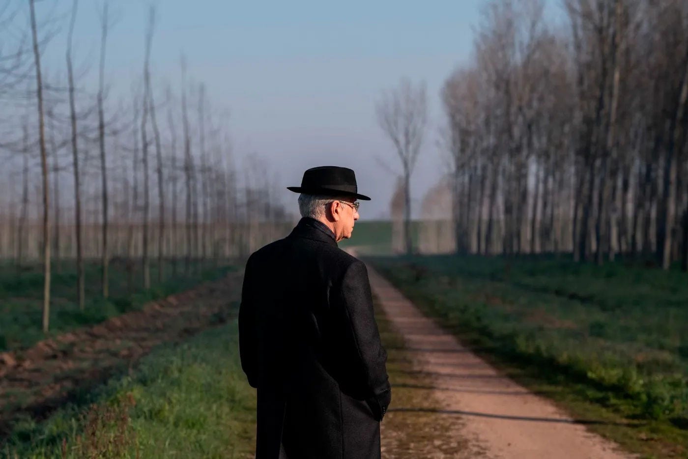 Toni Servillo "La Gracia" Paolo Sorrentinoren film berriko protagonista "La Grazia" Paolo Sorrentinoren pelikulak Veneziako zinema jaialdia irekiko du.