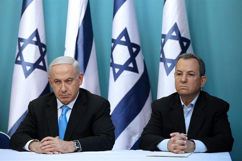 <img style="float:left;margin:5px;" src="http://10.126.2.21/media/images/2012/11/26/743387/743387_israel_thumbnail.jpg"/><br/><strong>El primer ministro israelí, Benjamín Netanyahu y el ministro de Defensa, Ehud Barak.</strong>