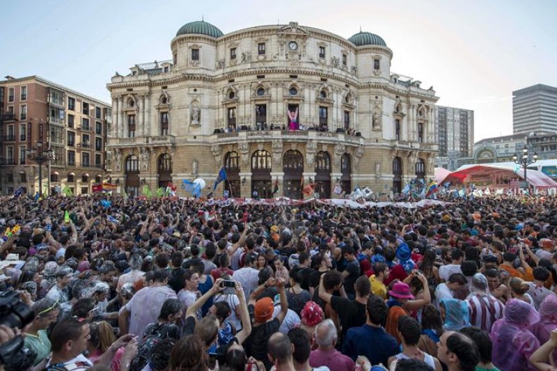 Txupinazo en la Aste Nagusia de Bilbao. Foto de archivo: EFE