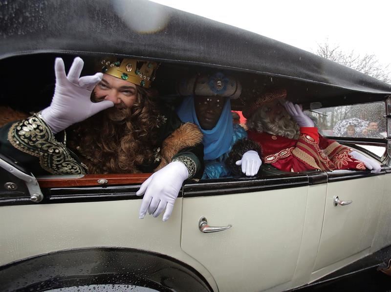 Los Reyes Magos, en su visita a San Sebastián de 2018. EFE