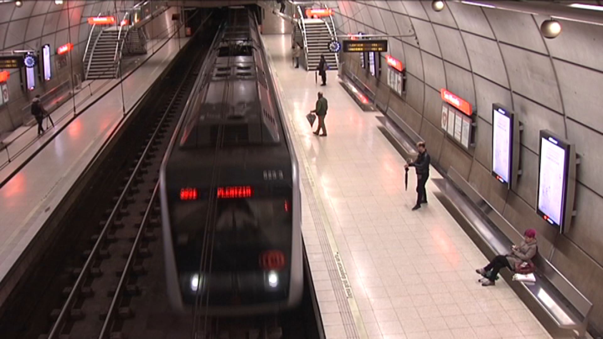 Habrá metros todas las noches de viernes.