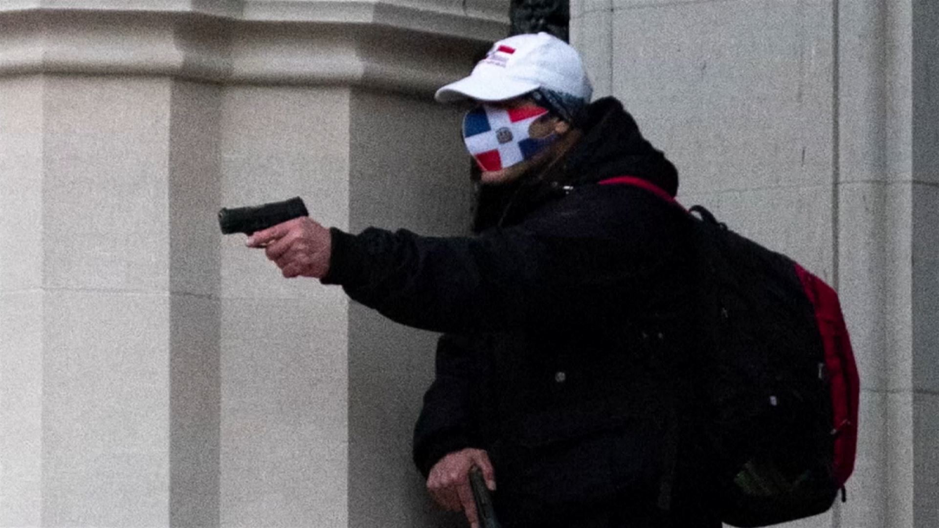 Un hombre armado en Nueva York. Foto de archivo: EITB Media