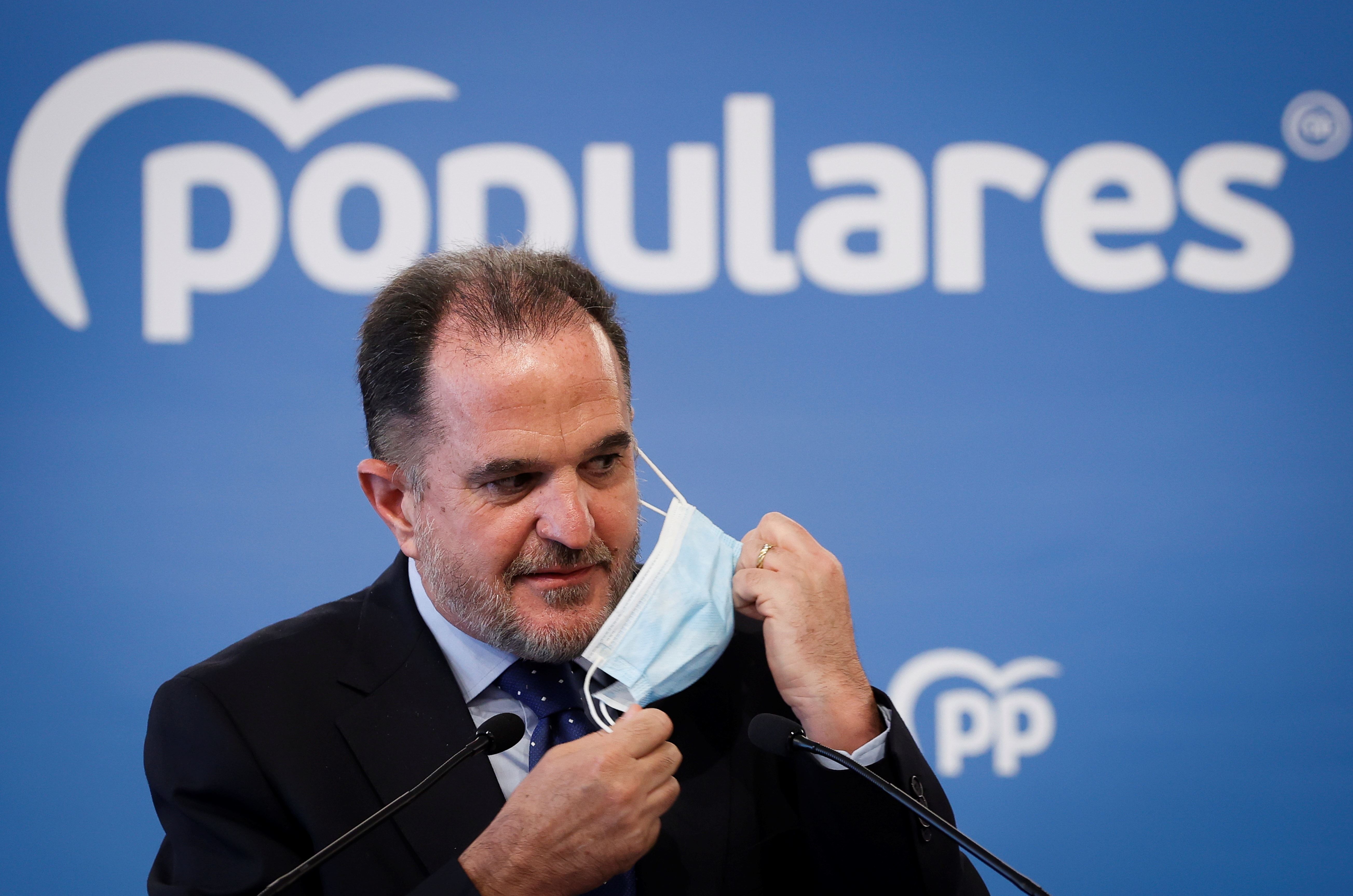 El presidente del PP vasco, Carlos Iturgaiz. Foto: Efe