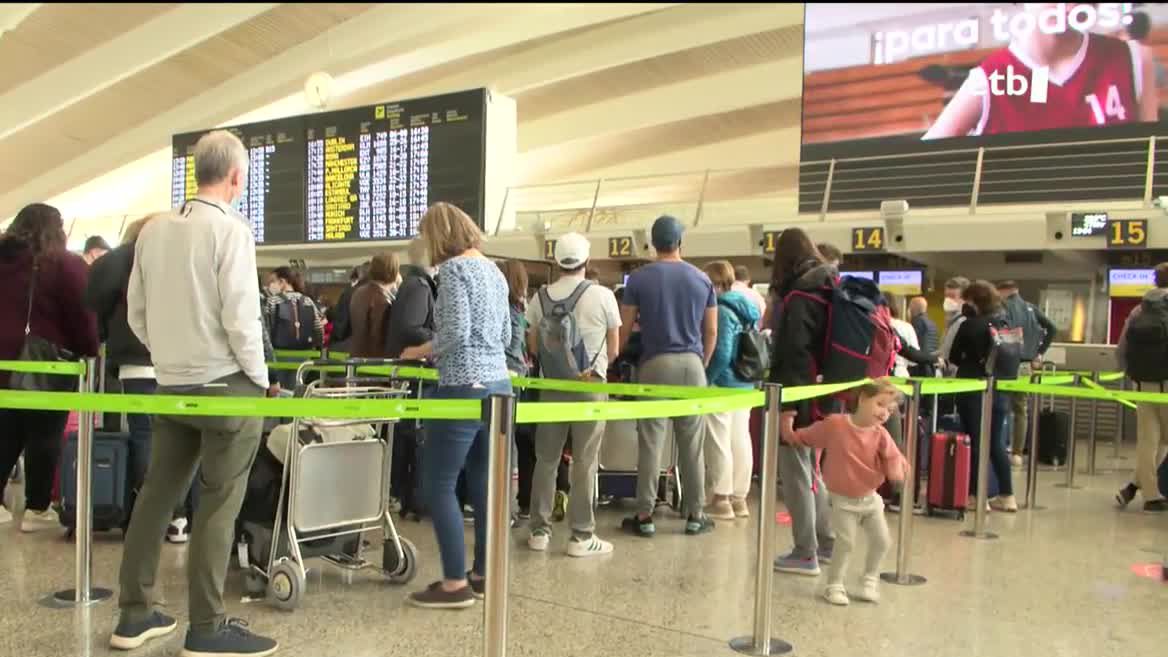 Bilboko aireportua. EITB Mediaren bideo batetik ateratako irudia.