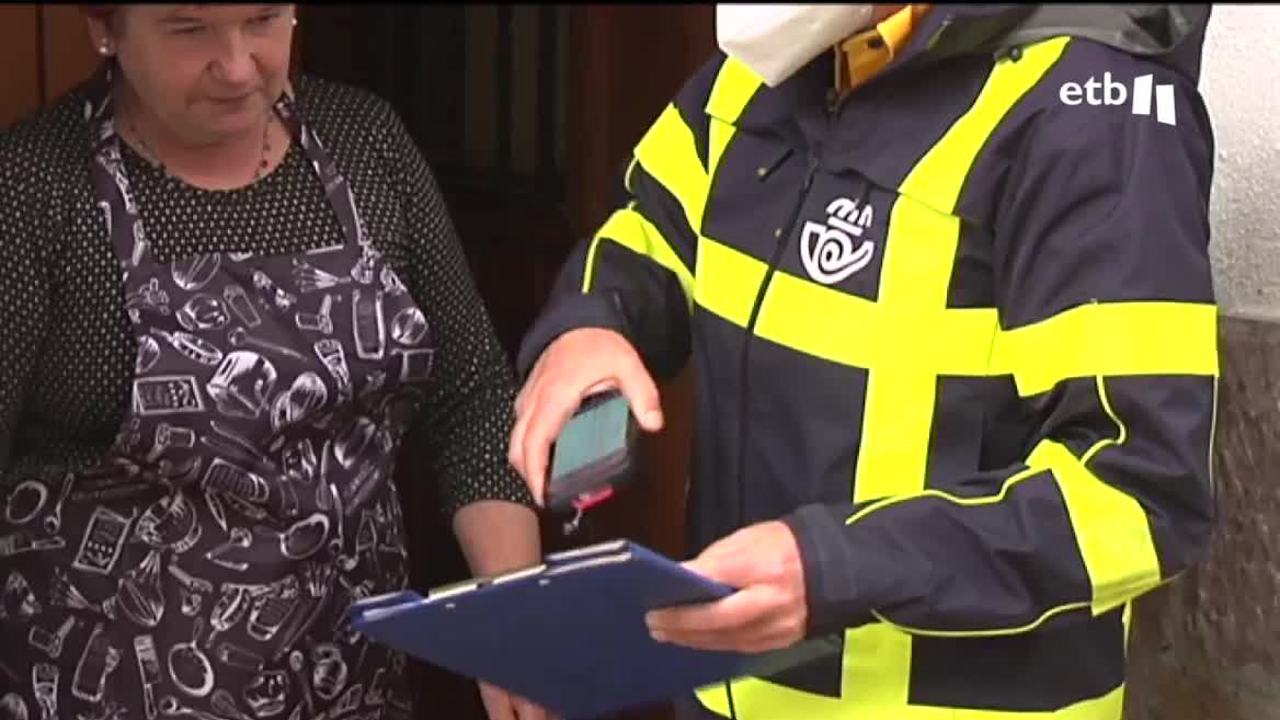 PDA de Correos. Imagen obtenida de un vídeo de EITB Media.