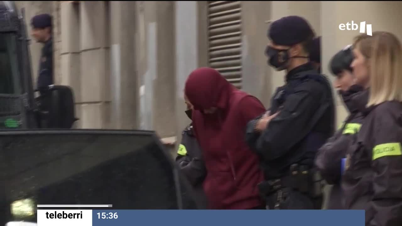 Tras seis meses de investigación, los Mossos han detenido a un hombre de 20 años y han estado registrando su domicilio durante toda la mañana, en busca de pruebas. La víctima sigue con secuelas de la agresión.