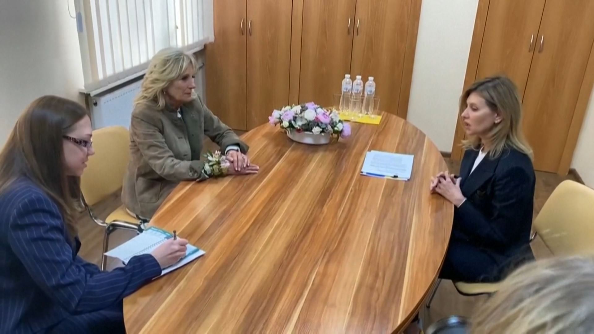 20220508173545_olona-zelenska-eta-jill-biden_