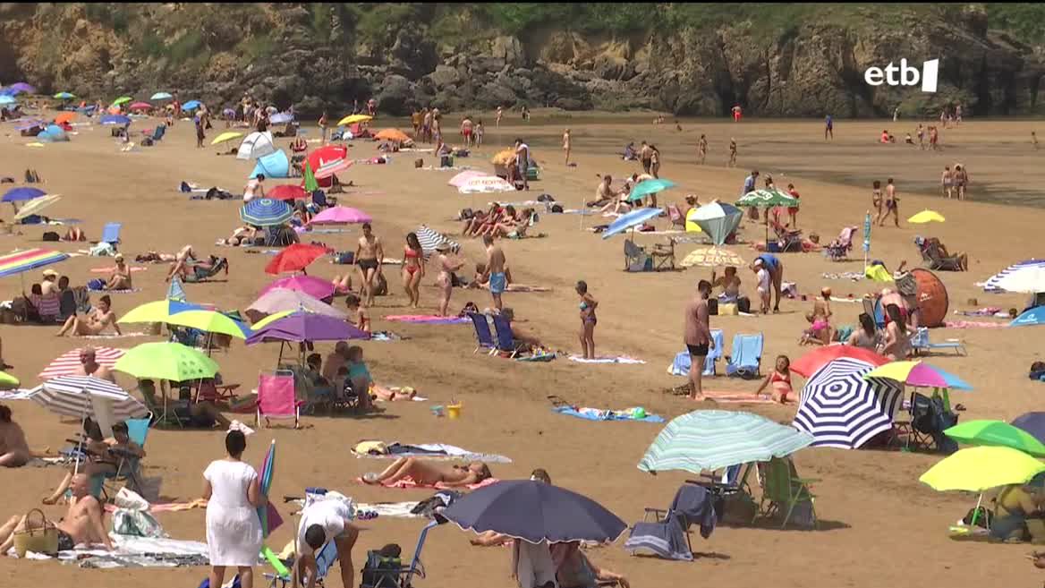 3 alerta laranja daude indarrean: bi bero handiagatik eta beste bat, barnealdean baso sute arriskuagatik.