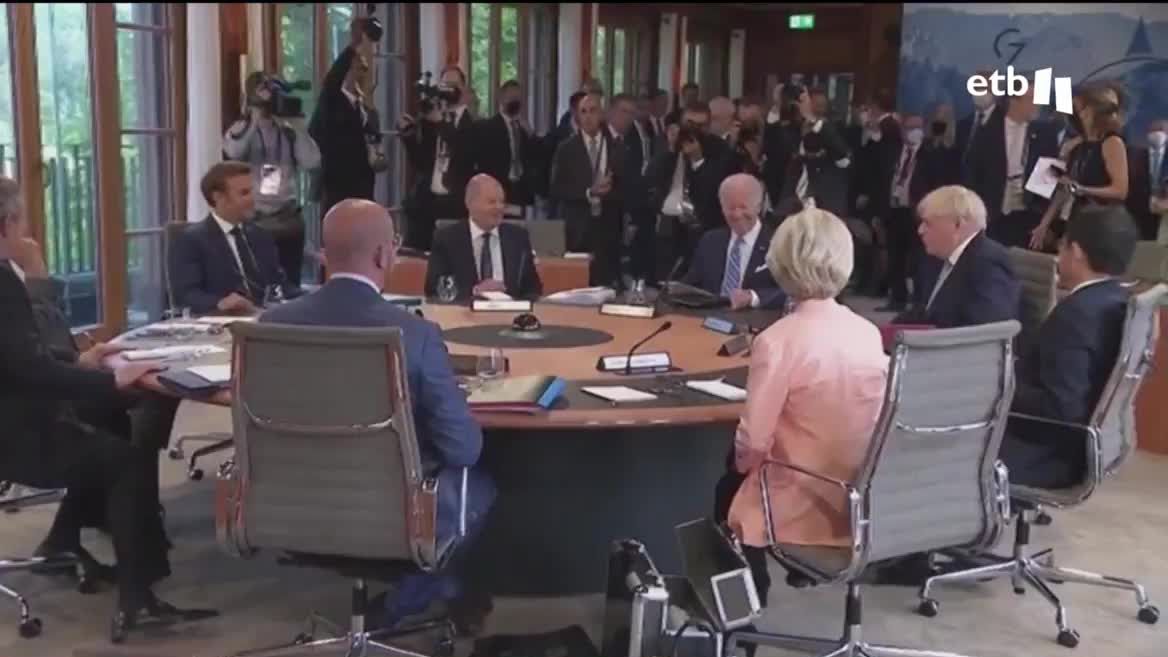 En la cumbre del G7 que se está celebrando en Alemania, en Baviera, la palabra más repetida ha sido unificación. Hoy ha sido la primera jornada, en la que las autoridades han expresado su preocupación por la economía global. Así, han considerado fundamental esa unión para hacer frente a Rusia.