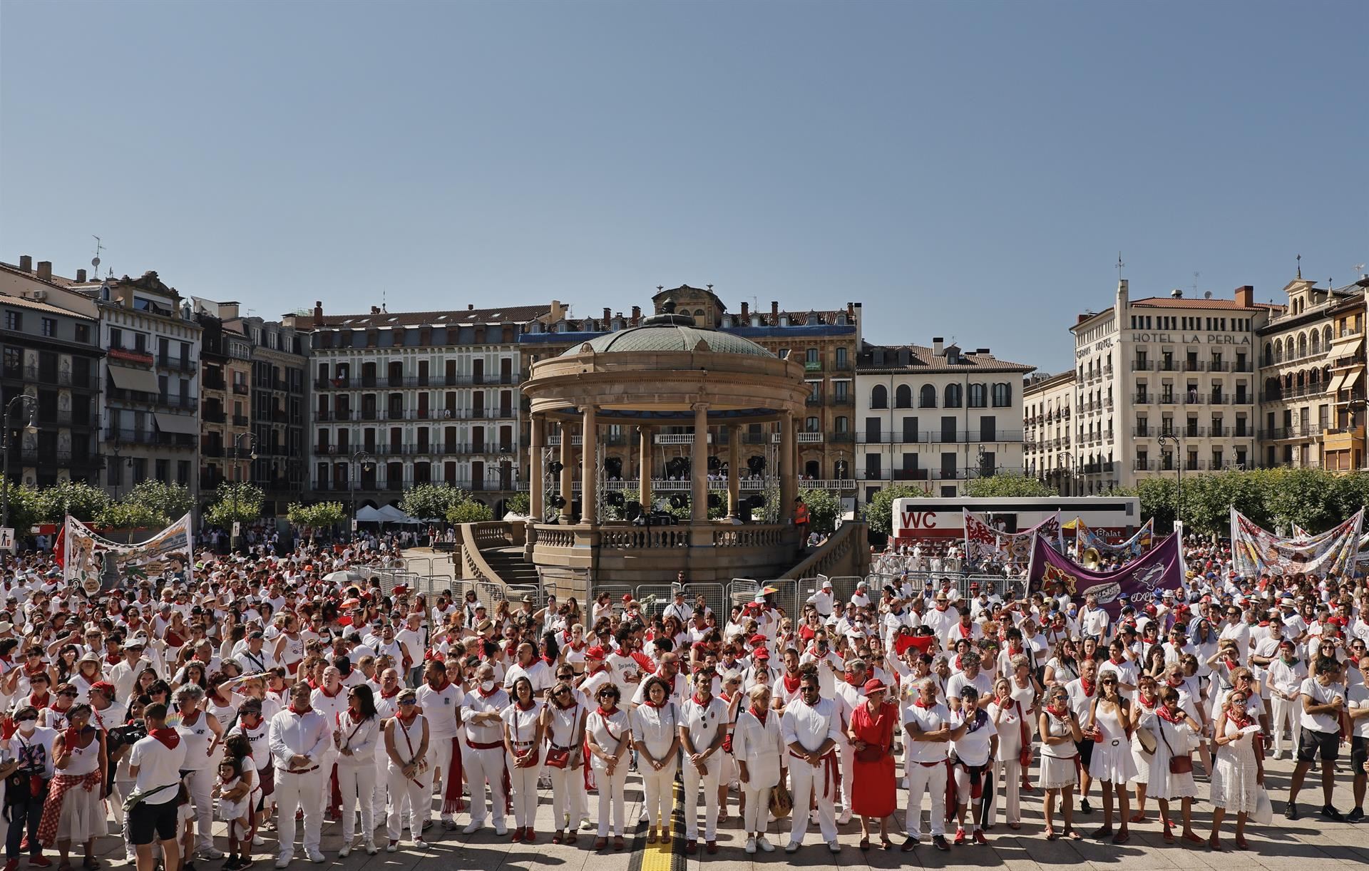 Concentración en la Plaza del Castillo. Foto: EFE