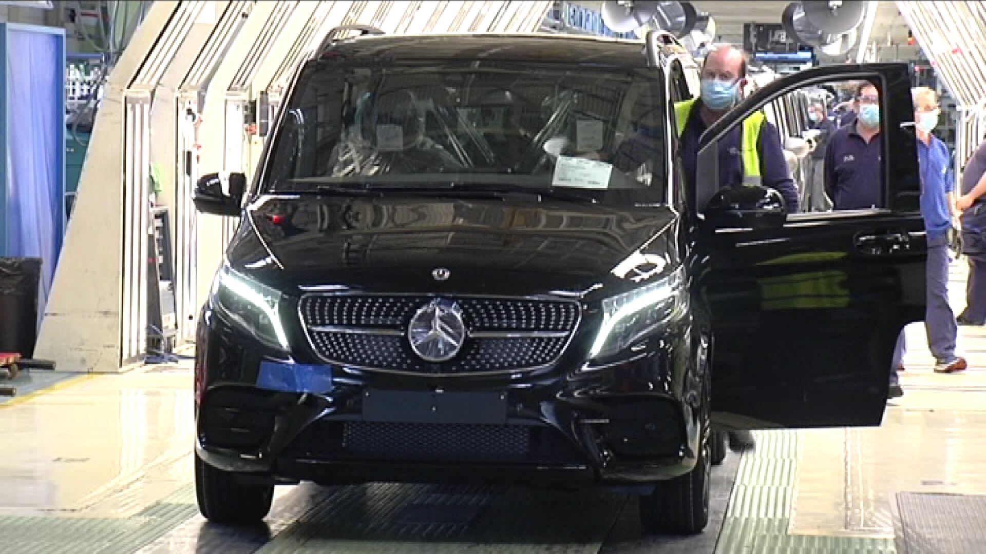 Mercedes-Benzen Gasteizko lantegia. EITB Mediaren bideo batetik ateratako irudia.