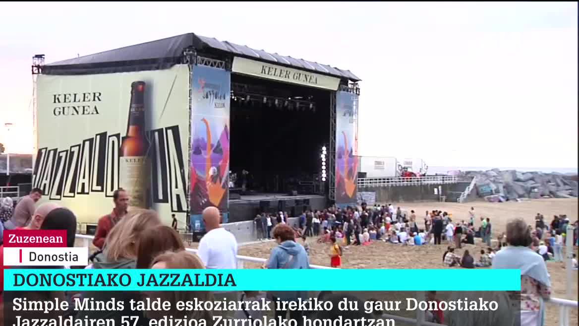 Vadim Neselovskyi pianista ukrainarraren kontzertuak eman dio hasiera, arratsaldean; gauean, berriz, Simple Minds taldea izango da Zurriolako agertokian.