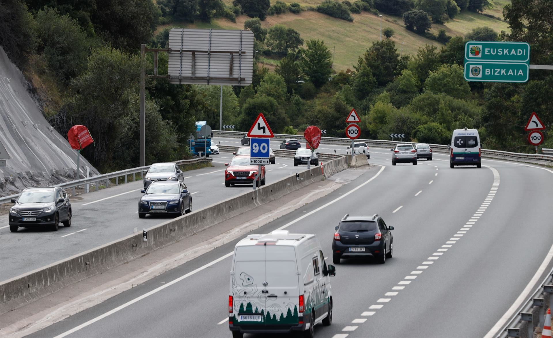 trafico-carretera-errepidea-operacion-salida-irteera-operazioa-efe