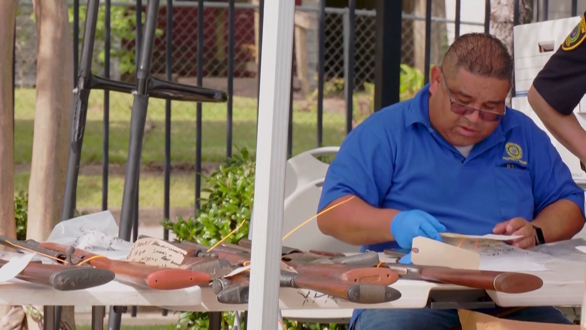 20220731212208_intercambio-de-armas-en-houston_