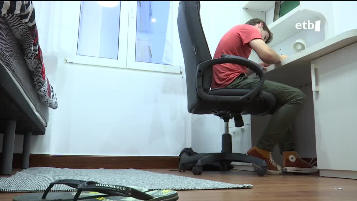 Seaskak inoizko ikasle kopururik altuena du ikasturte honetan, 4.200 denera, eta lizeoan ere 400 ikasleko langa gainditu da lehendabiziko aldiz. Ikasle horien artean, gainera, gero eta gehiago dira Hegoaldeko unibertsitateetara joaten direnak, euskaraz ikasten jarraitu ahal izateko.