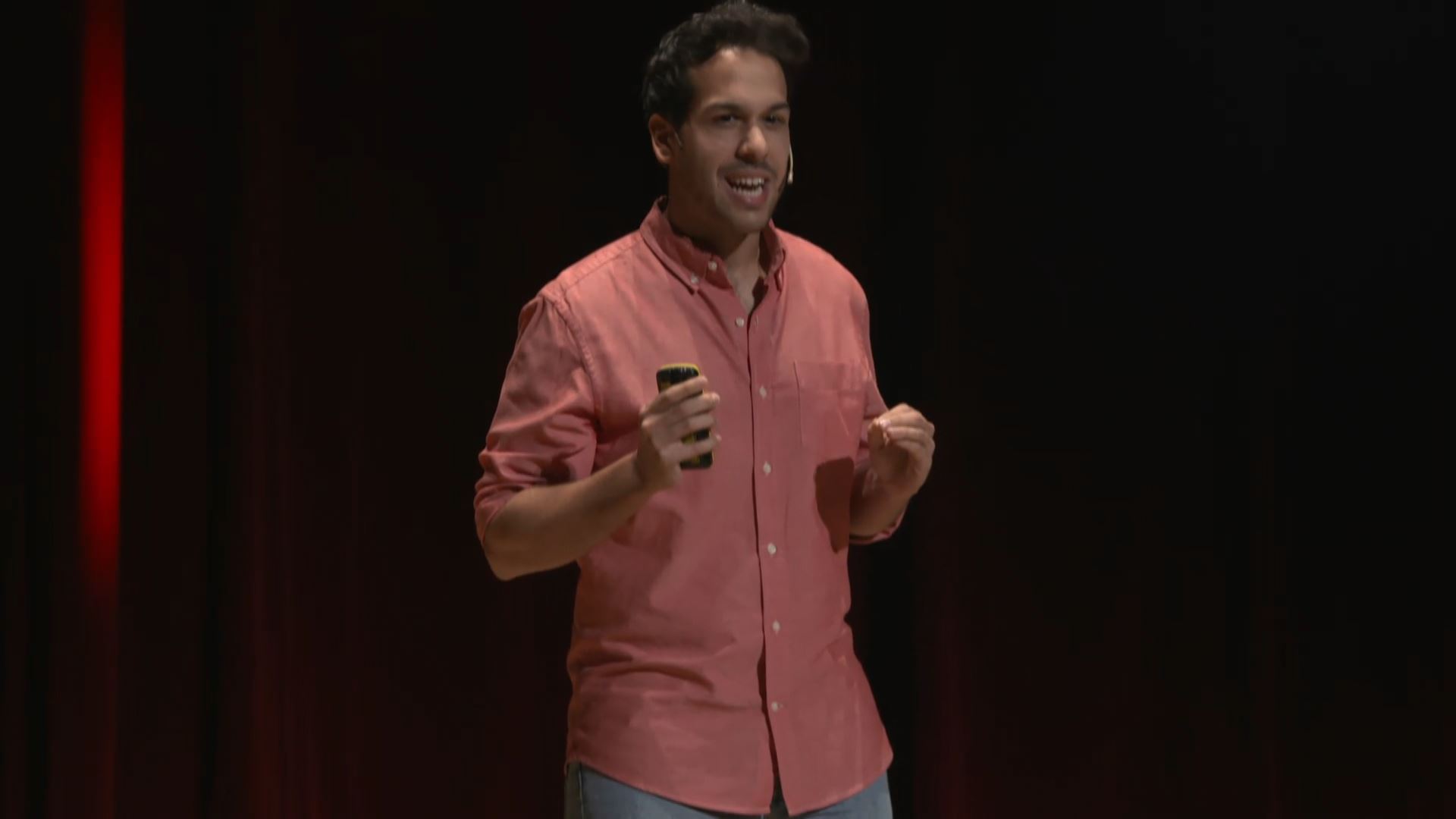 Álvaro Morales