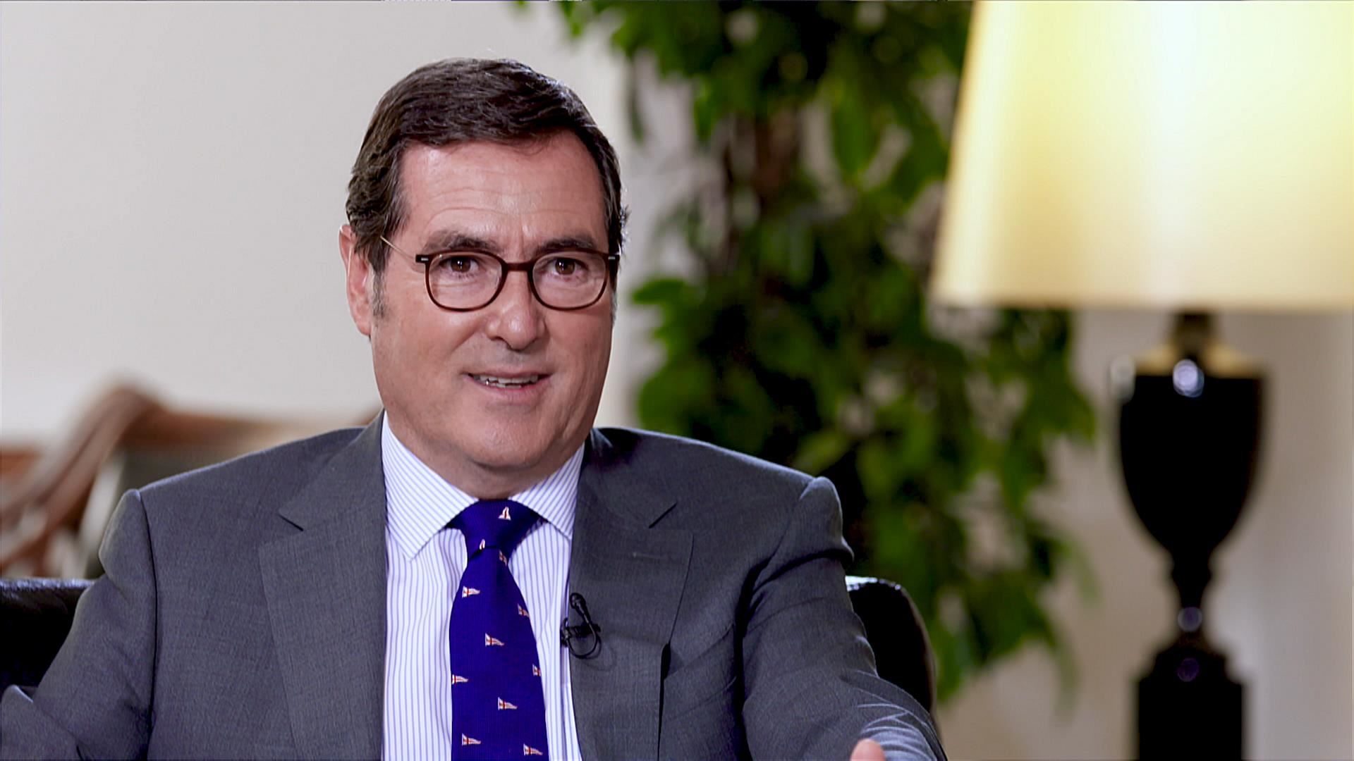 Antonio Garamendi, presidente de la CEOE, en el programa '12 minutos'. Foto: EITB Media