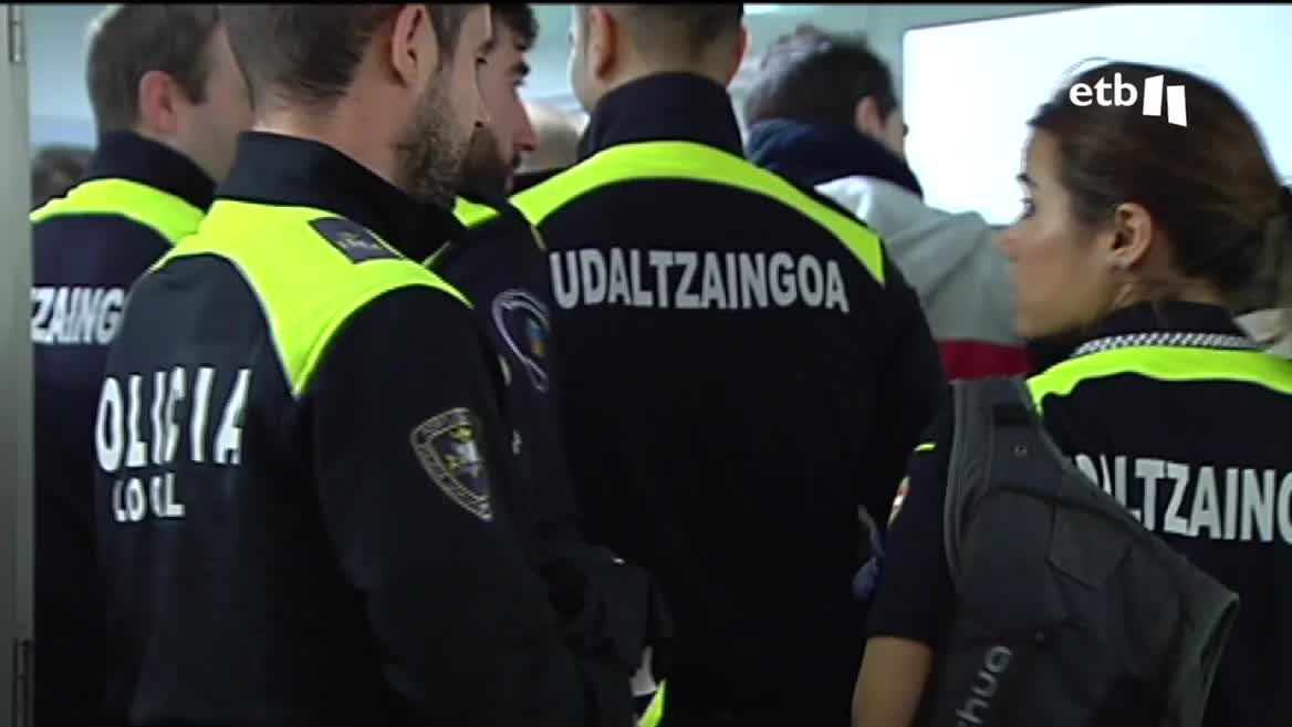 Una magistrada de Vitoria-Gasteiz ha declarado nula la exigencia de ese nivel de euskera para acceder a la bolsa de trabajo de las Policías Locales de La CAV.