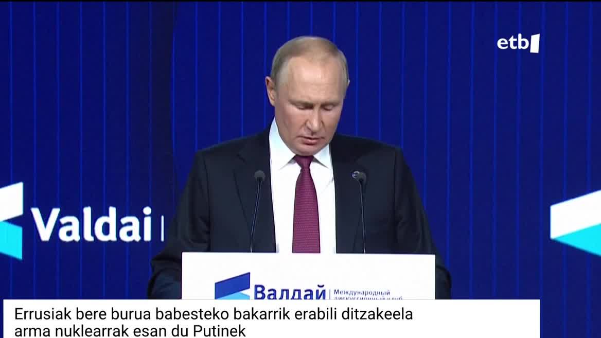 Bigarren Mundu Gerratik, mundua hamarkadarik arriskutsuenean dagoela esan du errusiar presidenteak. Mendebaldeari egotzi dio Ukrainan gertatzen ari denaren errua.