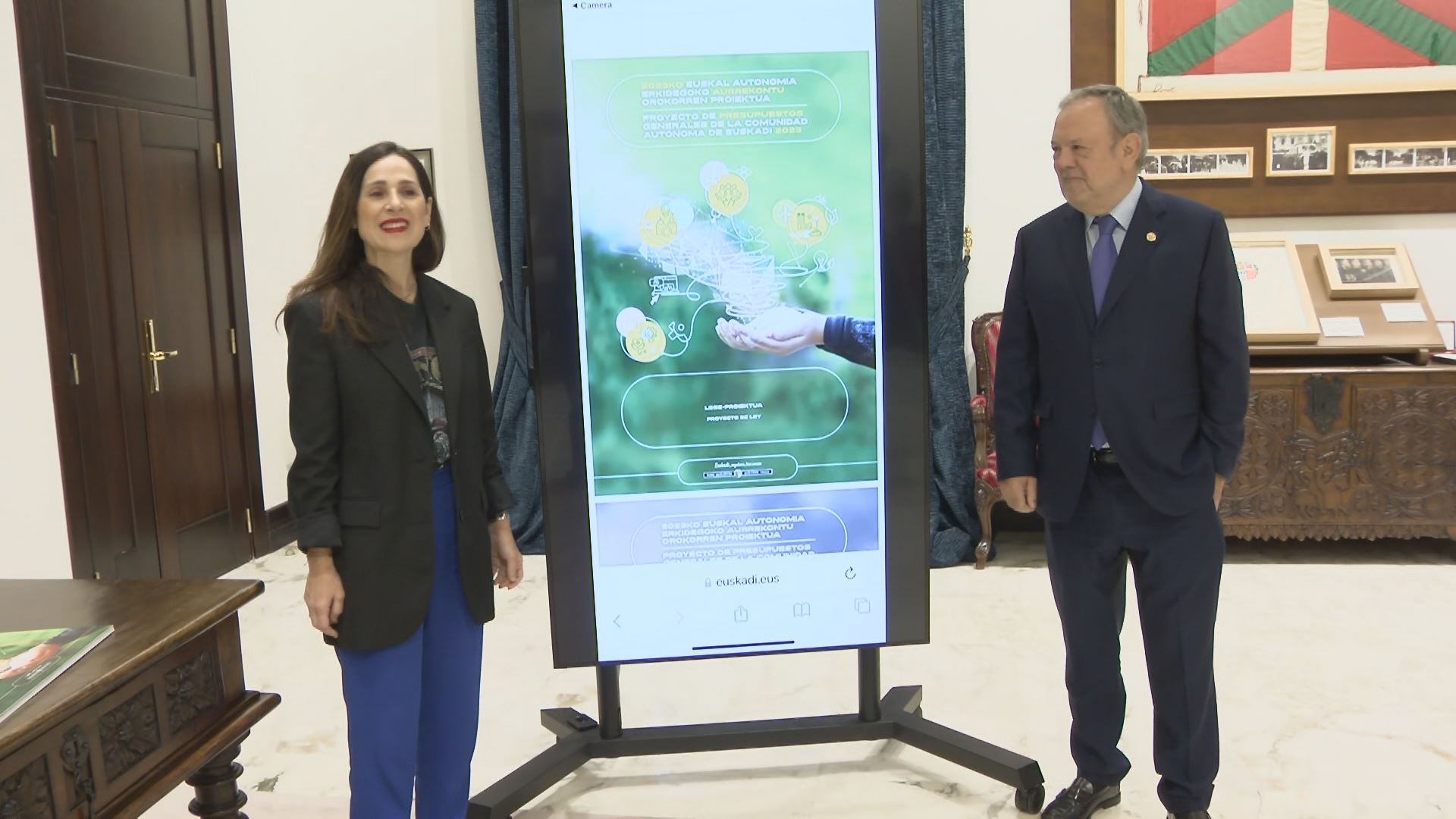 Bakartxo Tejeria y Pedro Azpiazu. Imagen obtenida de un vídeo de EITB Media.