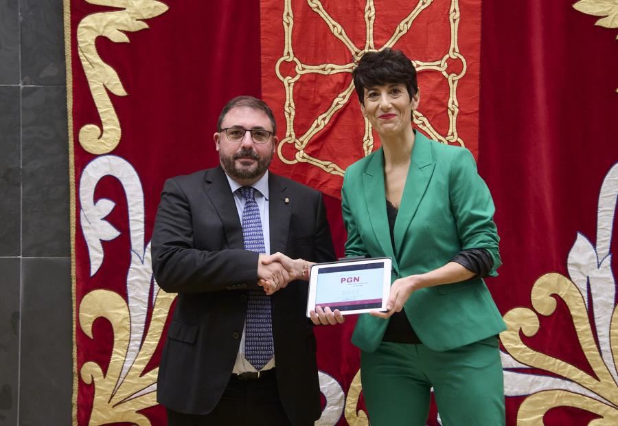 Hualde eta Saiz, ekitaldian.
