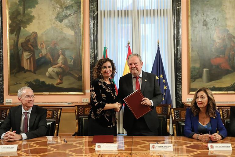 Maria Jesús Montero y Pedro Azpiazu. Foto: Irekia.