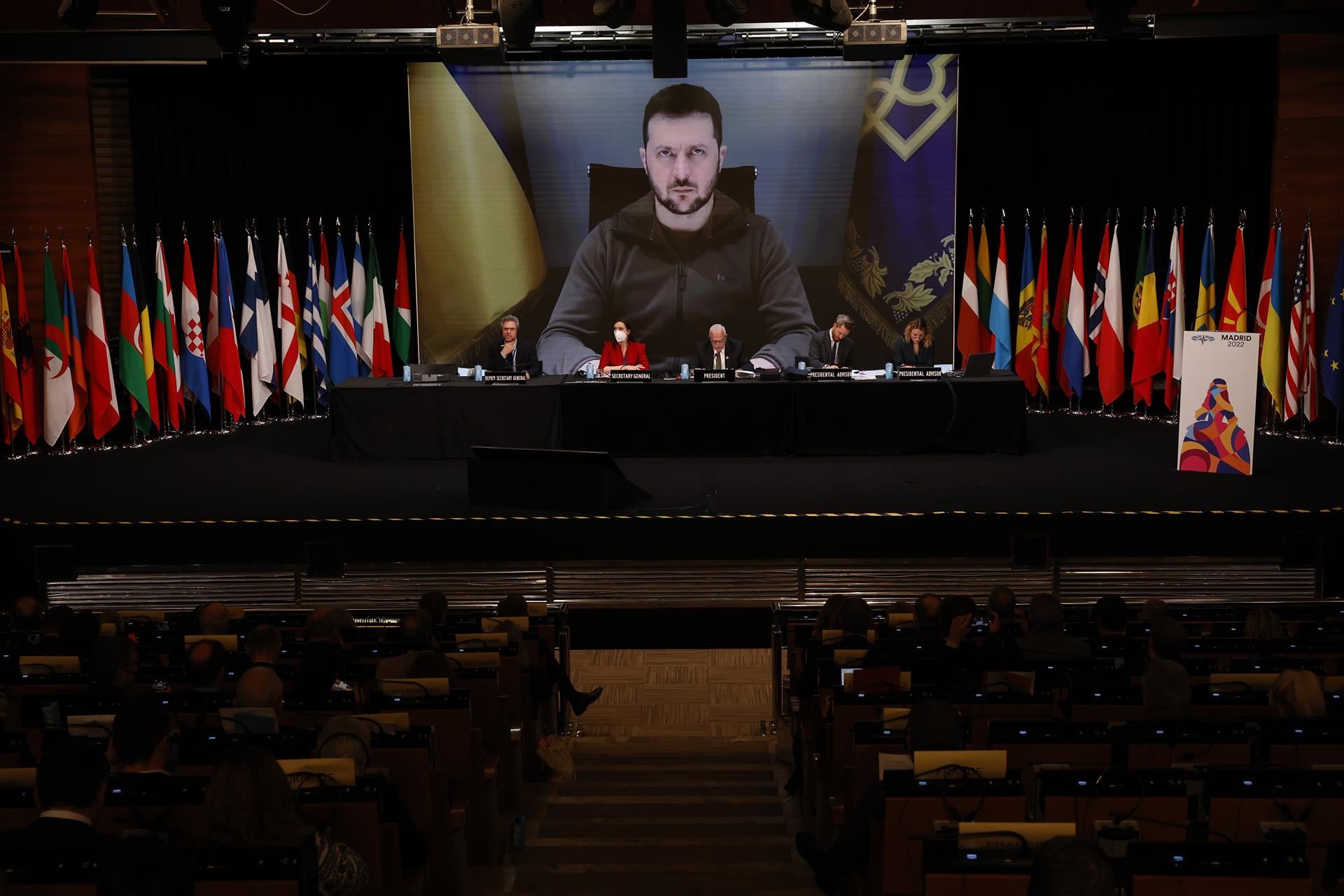 Volodímir Zelenski, en su intervención durante la asamblea de la OTAN en Madrid. Foto: EFE