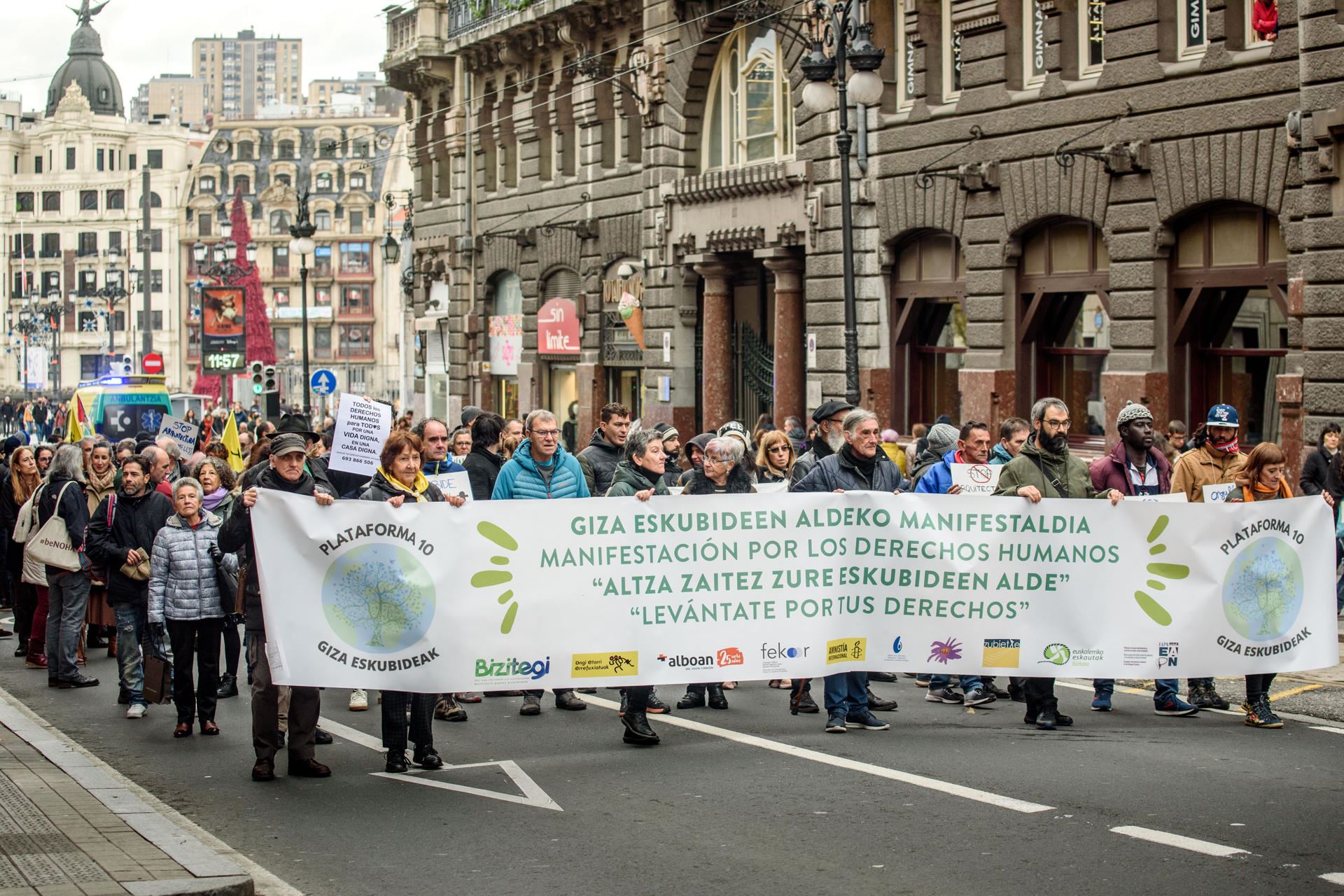 colectivos sociales-manifestacion-bilbao