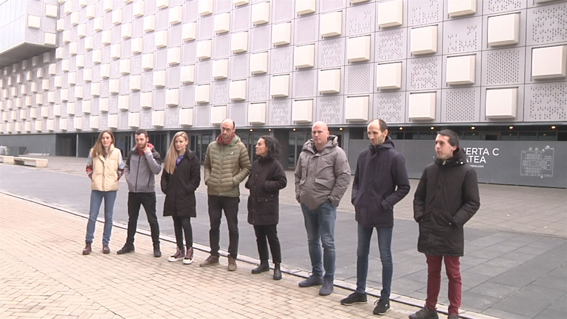 Zortzi finalistak. EITB Mediaren bideo batetik ateratako irudia.