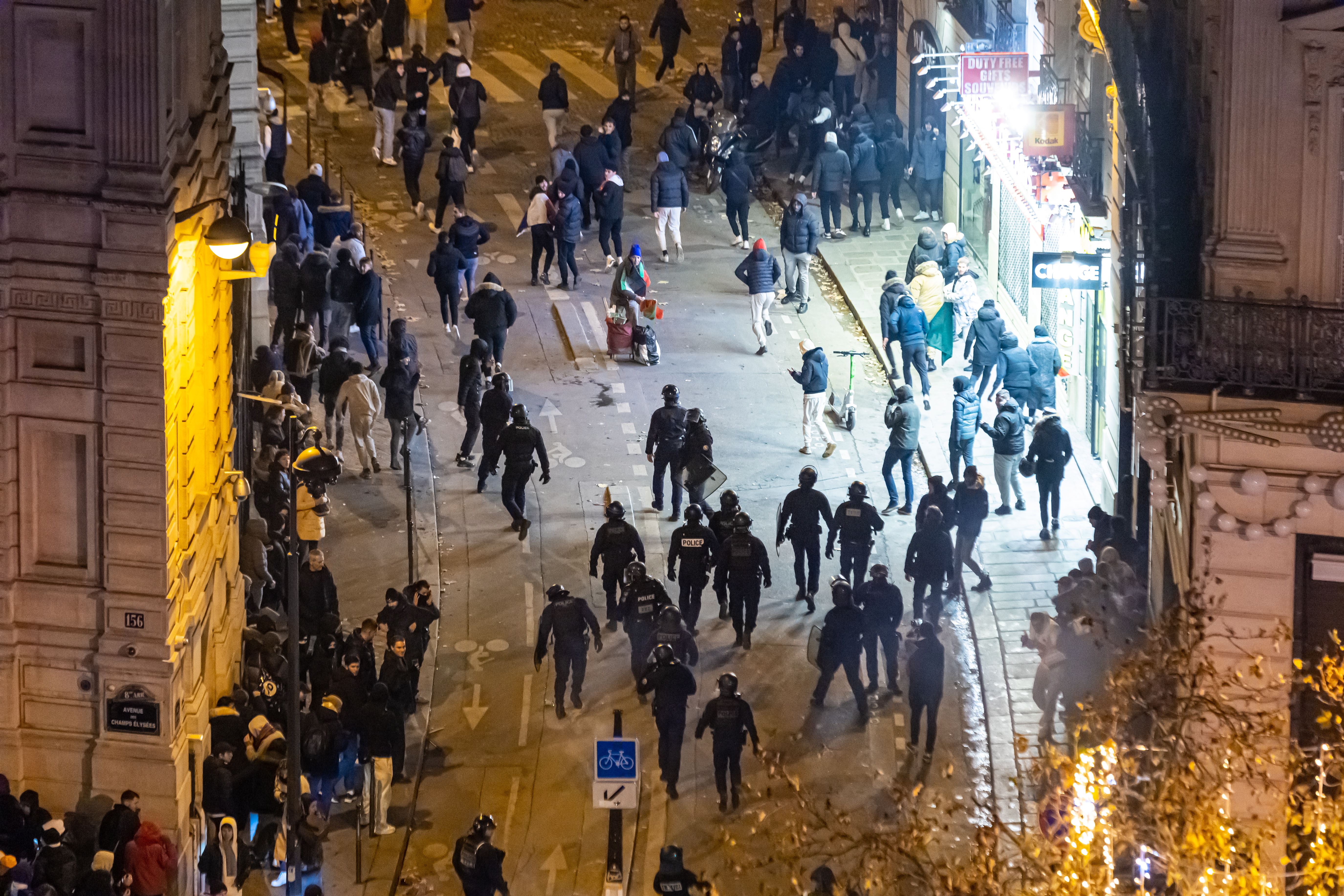 Paris, esta pasada madrugada. Foto: EFE