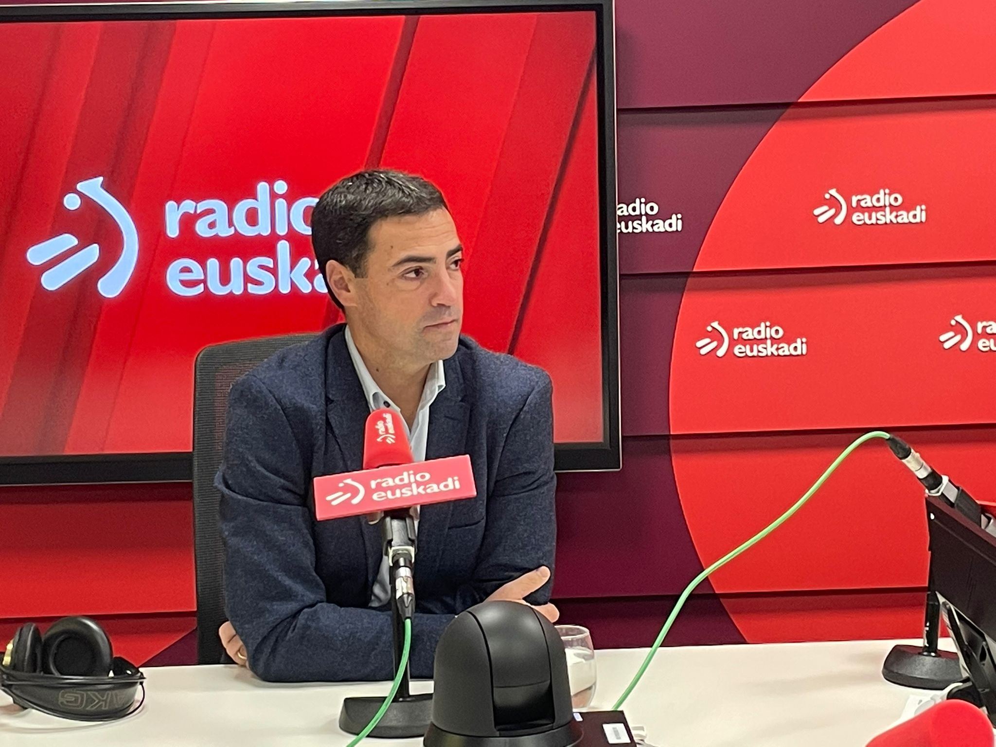 Imano Pradales diputado de Infraestructuras y Desarrollo Territorial de Bizkaia en Radio Euskadi
