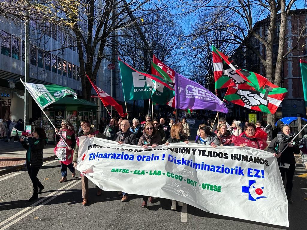 osakidetzako TGEEZko langileak manifestazioa bilbon iturria ela sindikatua