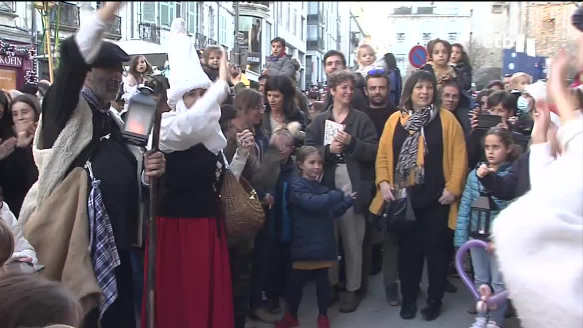 Olentzero y Mari Domingi en Baiona