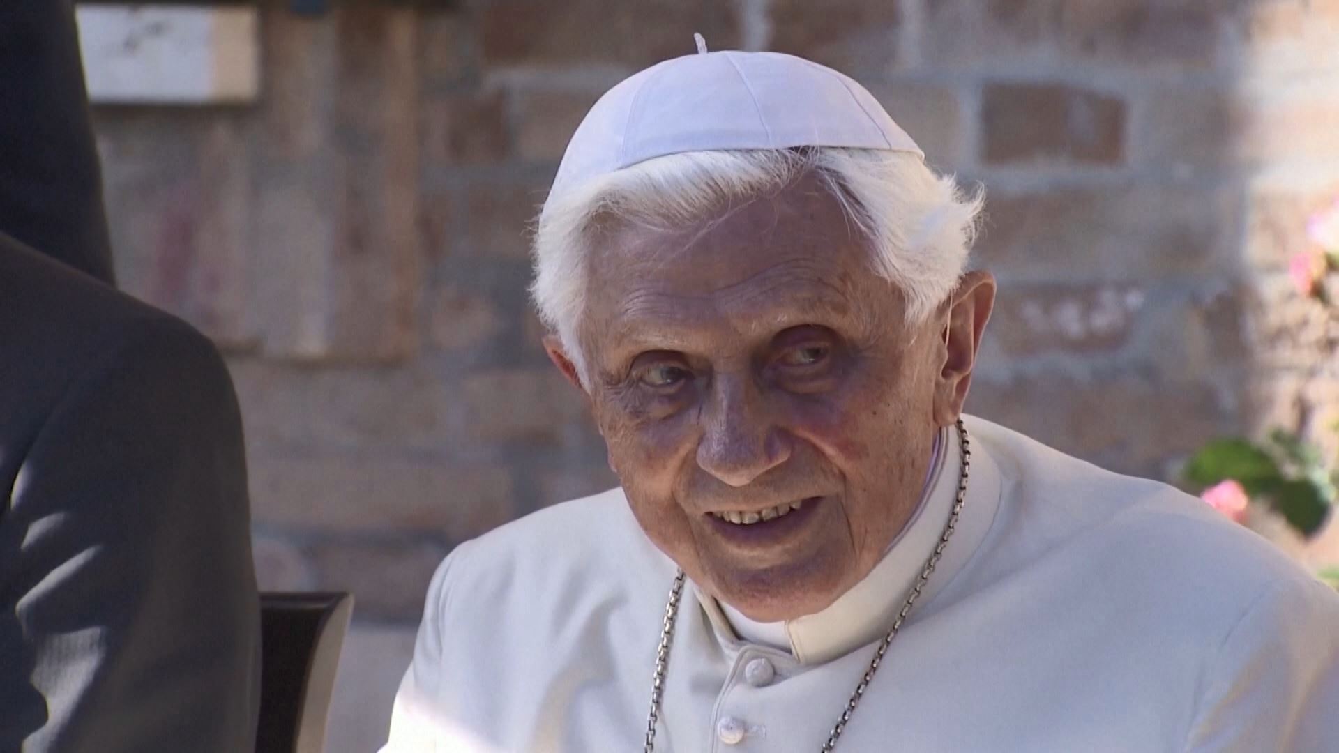 20221231105929_papa-benedicto-xvi_