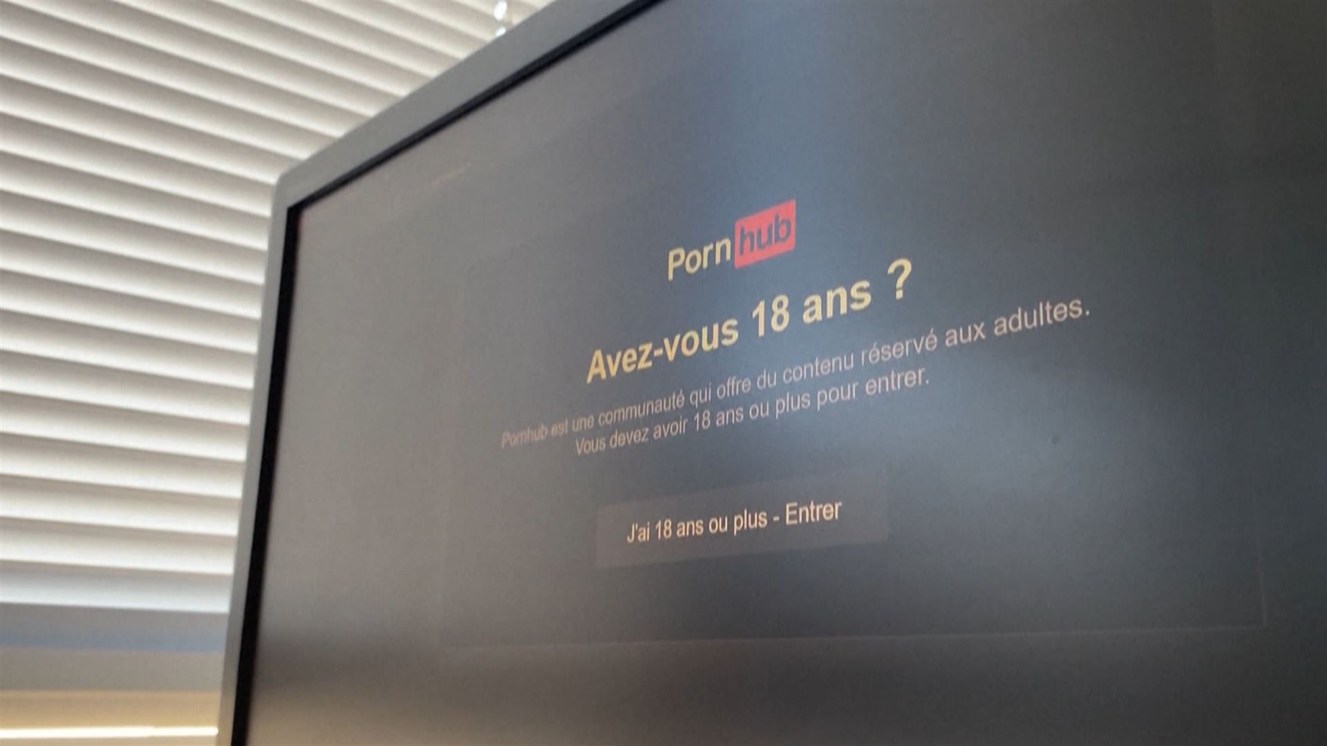 20230208165005_mayores-de-18-anos-en-webs-de-sexo_