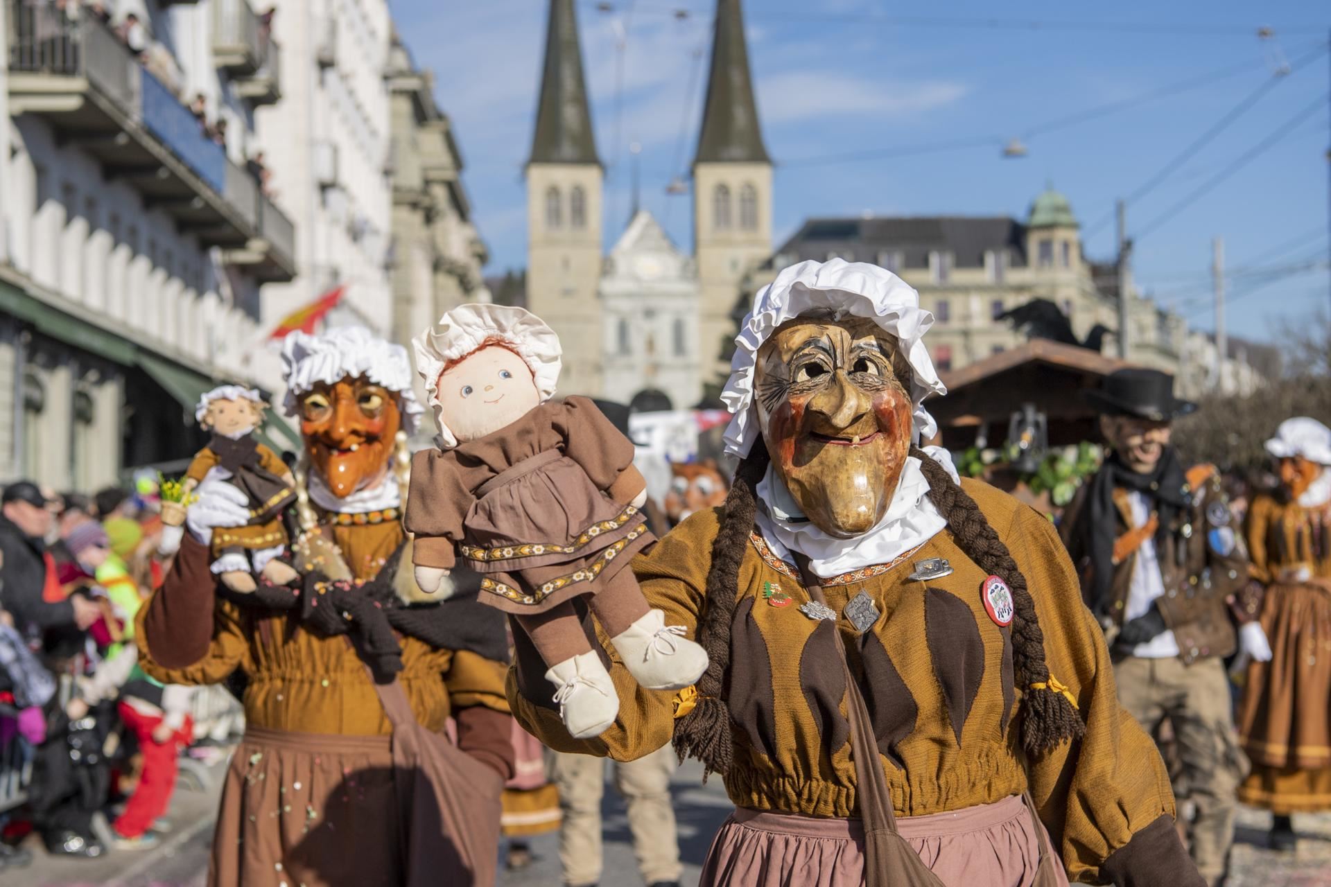 Carnaval-lucerne-suiza-EFE
