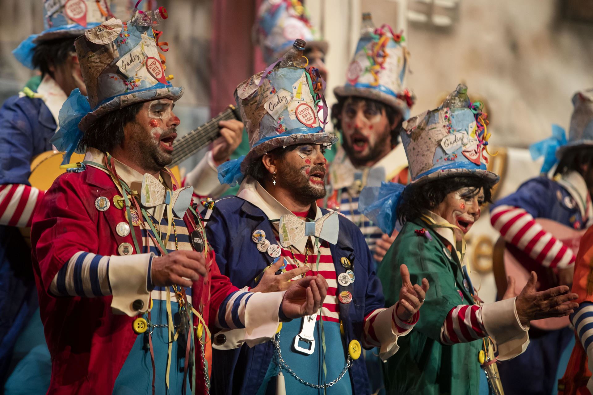 Carnaval-Cadiz-Chirigota-EFE
