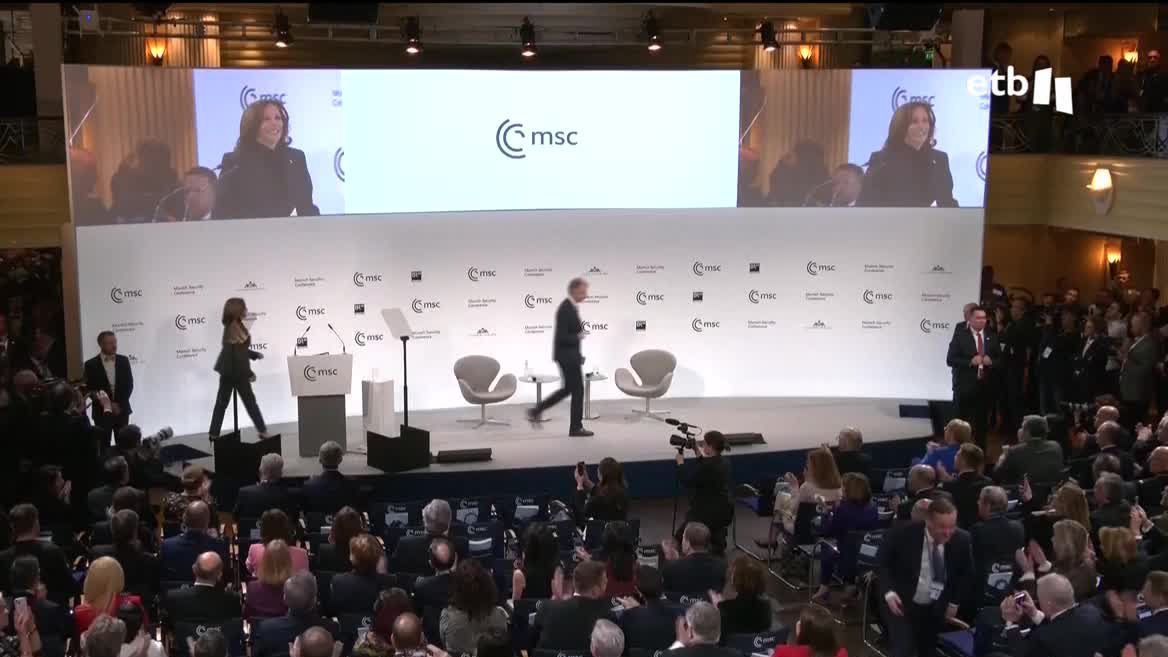 Sobre la mesa de la Conferencia de Seguridad en Múnich, están este sábado la escalada nuclear con Irán, China y la guerra de Ucrania. En este último caso, toma fuerza la posibilidad de enviar aviones de combate.