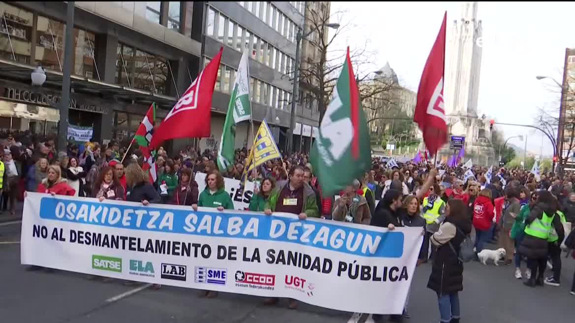 Los participantes se han mostrado preocupados por la situación del servicio vasco de salud, y los trabajadores piden mejorar las condiciones laborales.