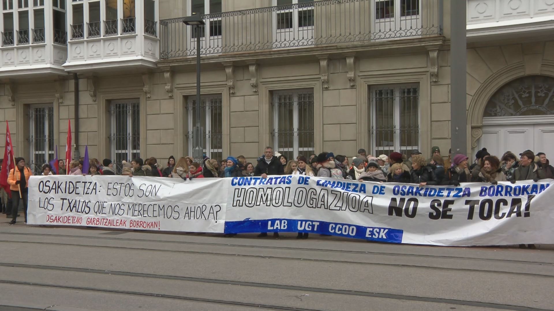 20230302095322_trabajadoras-limpieza-osakidetza_