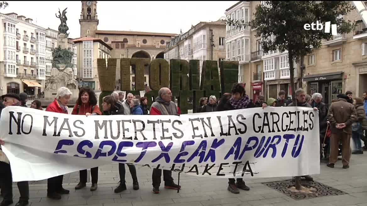 La familia de Malek sostiene que el joven preso había expresado que su salud mental era mala y que ya había intentado suicidarse con anterioridad. A pesar de eso, los responsables penitenciarios no activaron el protocolo contra suicidios.
