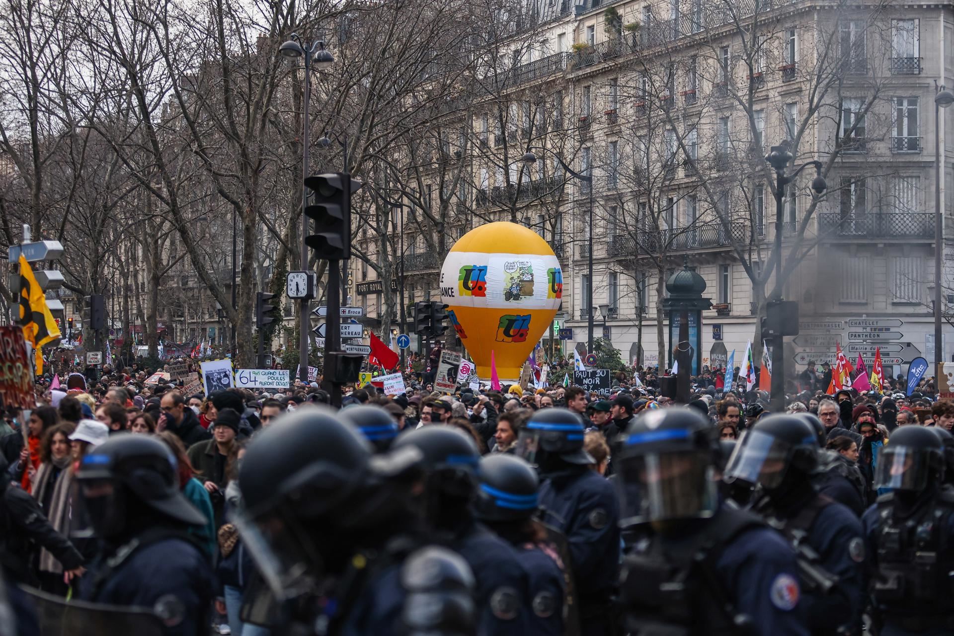 reforma-pensiones-francia-manifestacion-paris-efe