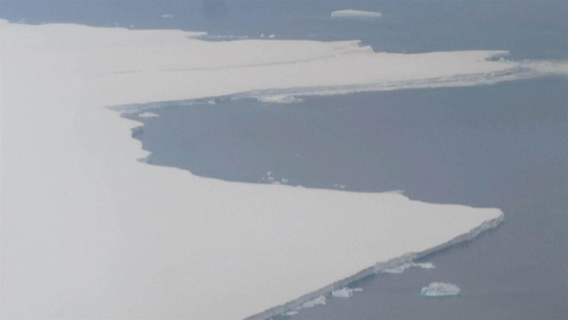 20230314083217_iceberg-a81_