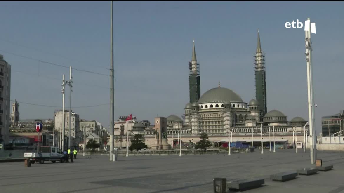 Al parecer, todos tienen en común que viajaron a Turquía para inyectarse bótox en el aparato digestivo, un tratamiento para adelgazar que no se realiza aquí, ni en todo el mundo. Turquía investiga lo ocurrido.