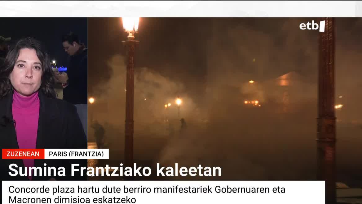 Indarrez, bozketarik gabe pentsioen erreforma aurrera atera nahi izanak haserre handia piztu du Frantzian, bai kalean eta baita instituzioetan ere. Bi zentsura-mozio aurkeztu dituzte dagoeneko lehen ministroaren aurka. Kalkuluak egin eta babesak bilatzeko orduak dituzte hauek.