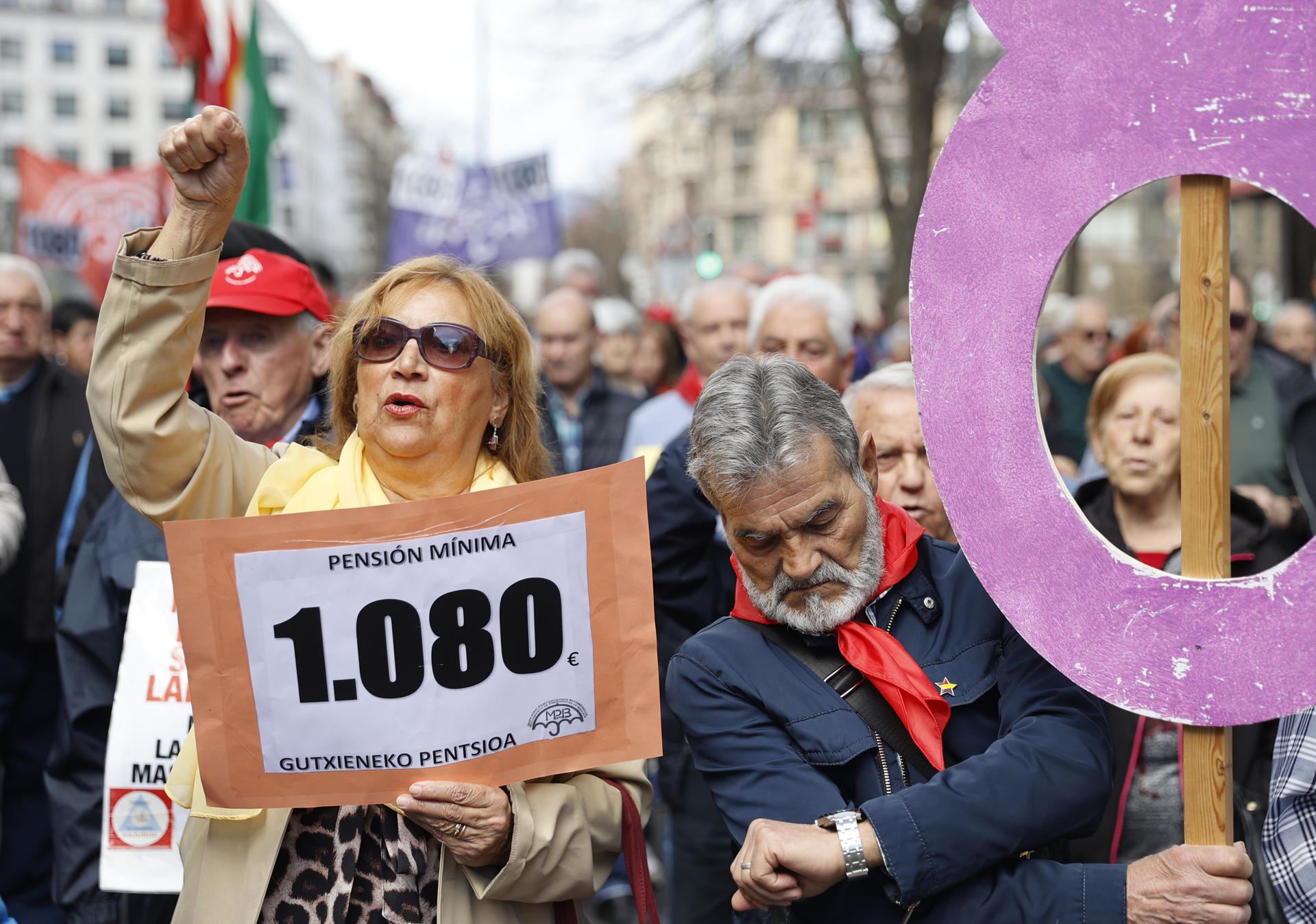 pentsionistak-manifestazioa-bilbo-efe-4