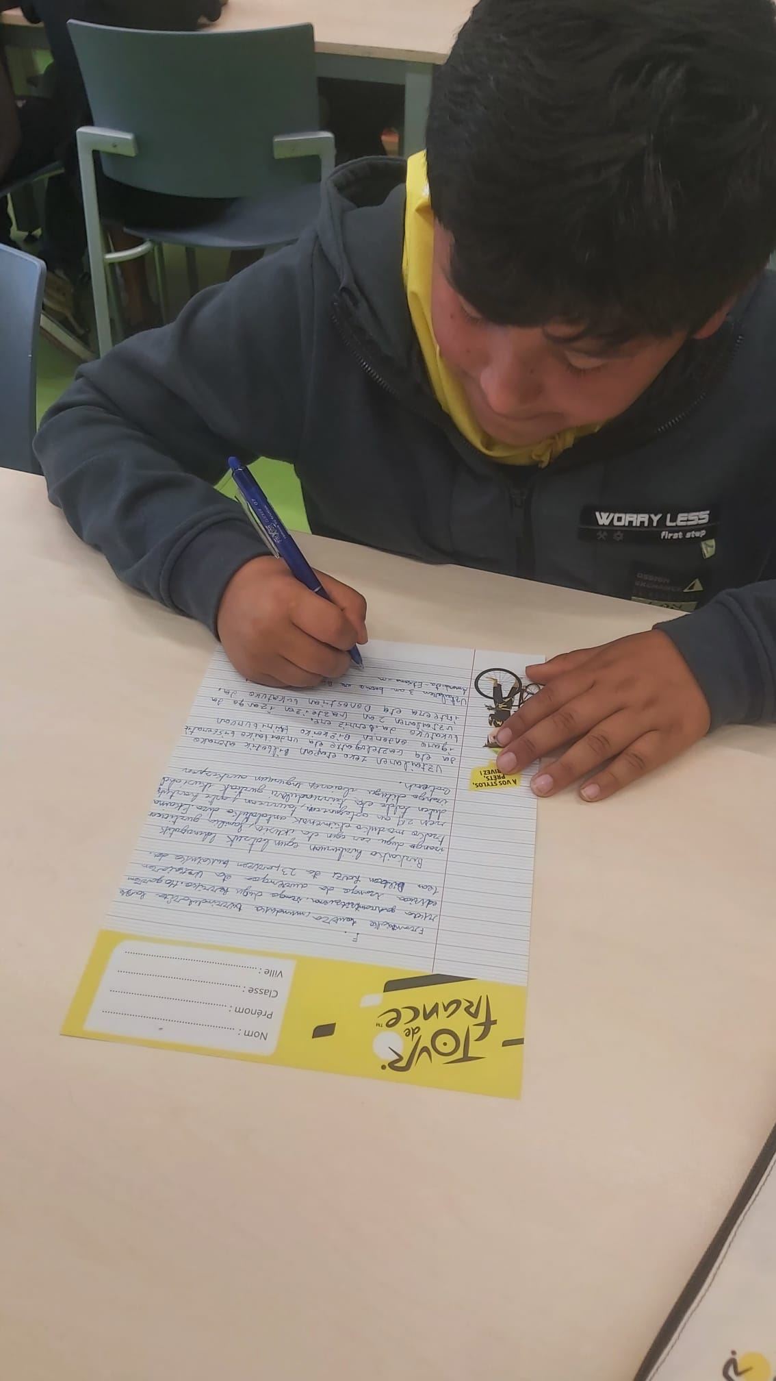 Un alumno en pleno dictado. Foto: EITB Media